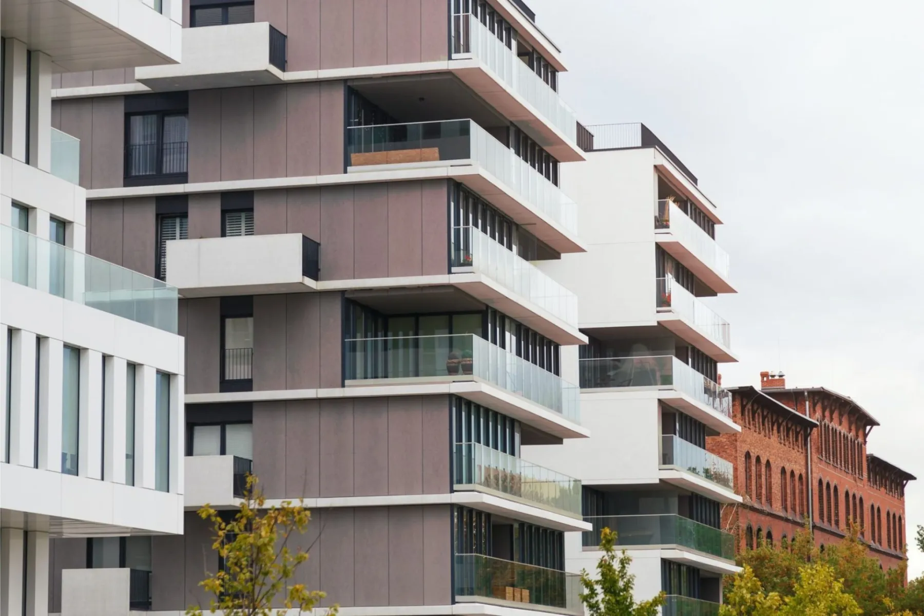 Immeuble résidentiel équipé de volets roulants